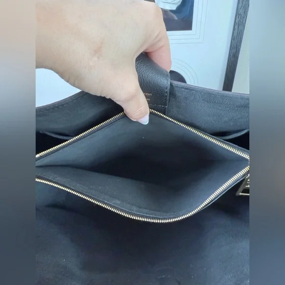 Louis Vuitton LV Riverside Handbag Damier with Leather - Picture 11 of 12